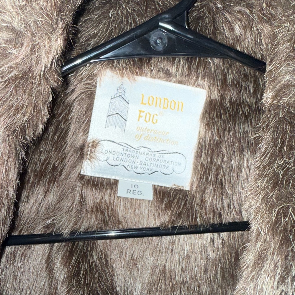 Vintage London Fog furry‎ lined tan trench coat - Picture 3 of 5